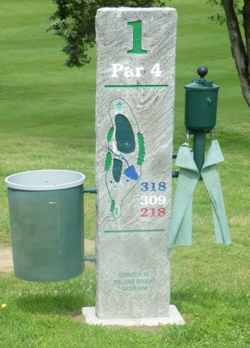 Hole 1 tee marker