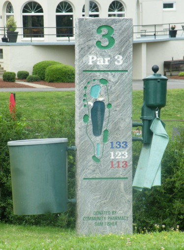 Hole 3 tee marker